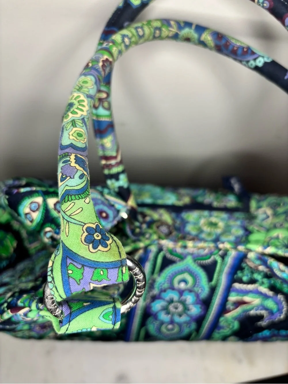 Vera Bradley large hobo rolled handle with rings Blue Rhapsody retired